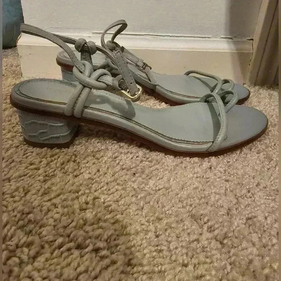 J. McLaughlin Helena Cloud Blue Sandals Size 7.5 - Picture 1 of 6